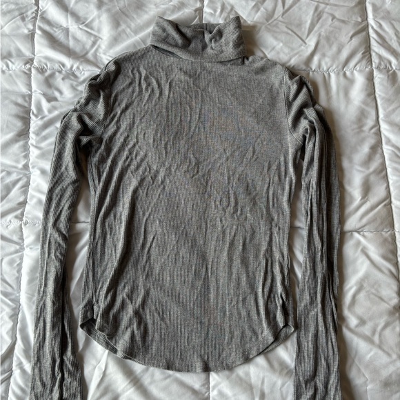 Women’s Grey Ribbed Turtleneck - Small - Picture 1 of 2